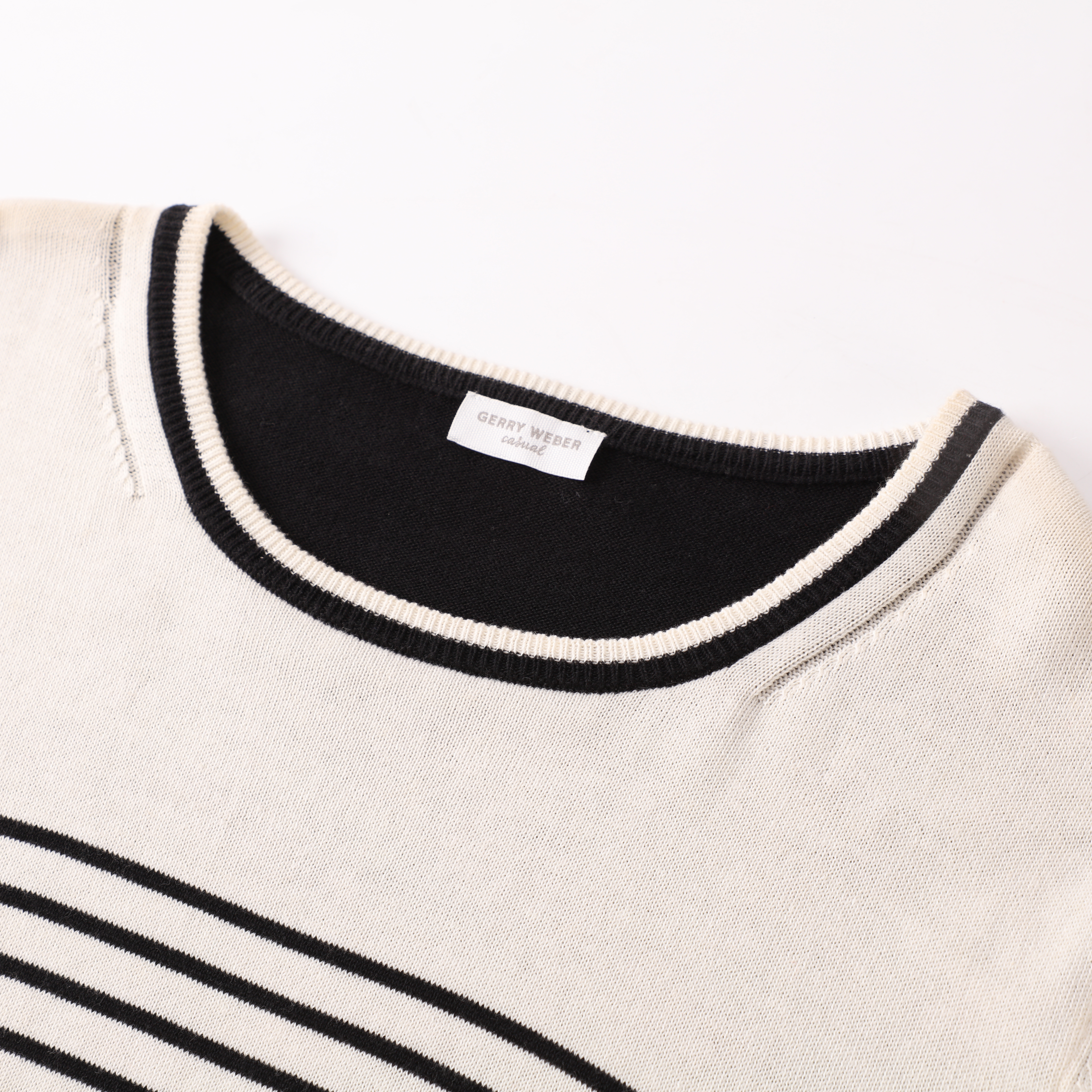 La moda de encargo del OEM del otoño invierno rayó el suéter largo del punto del jersey de las señoras de las mujeres de la manga