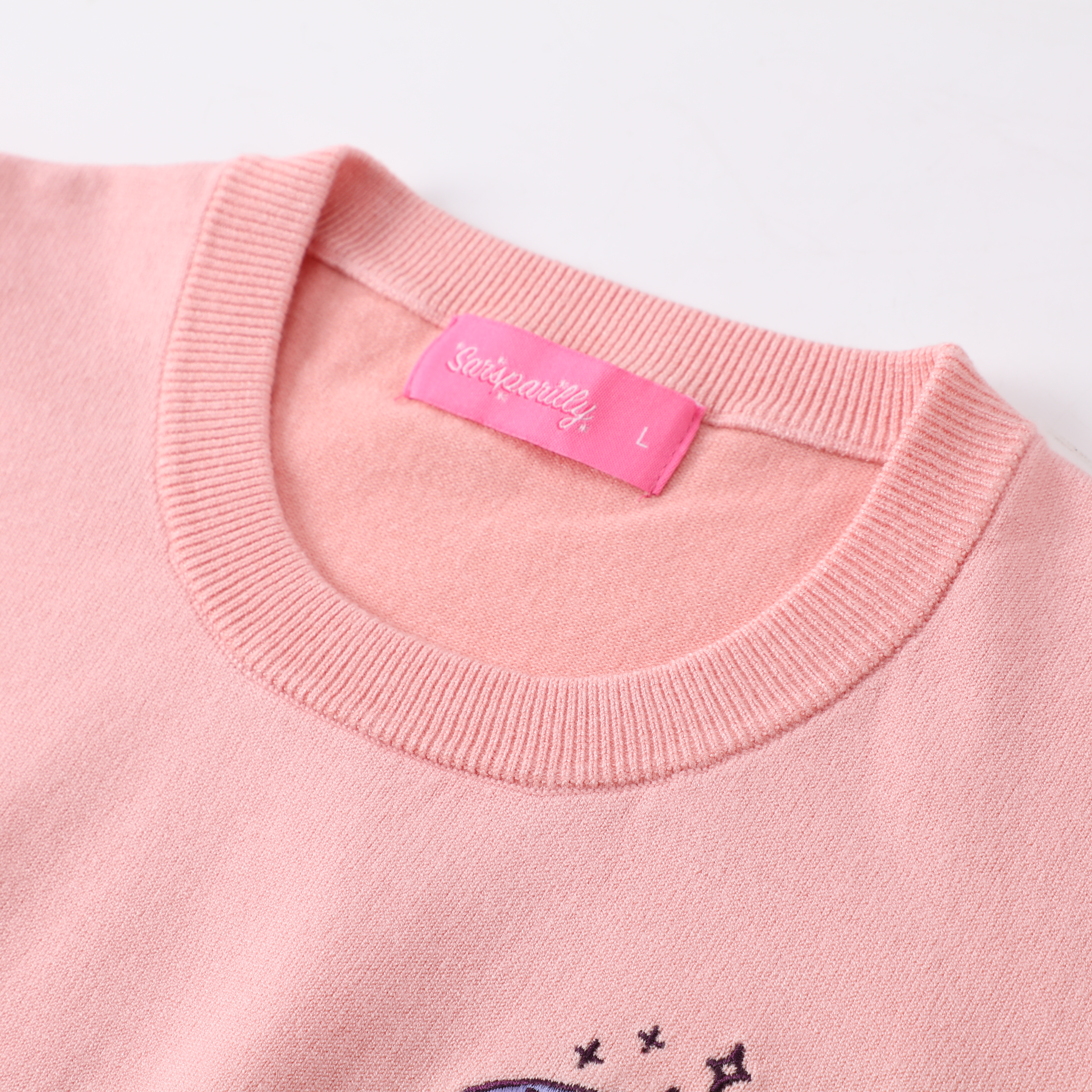 Suéter de punto con estampado de cuello redondo de manga corta rosa personalizado OEM de primavera y otoño para mujer