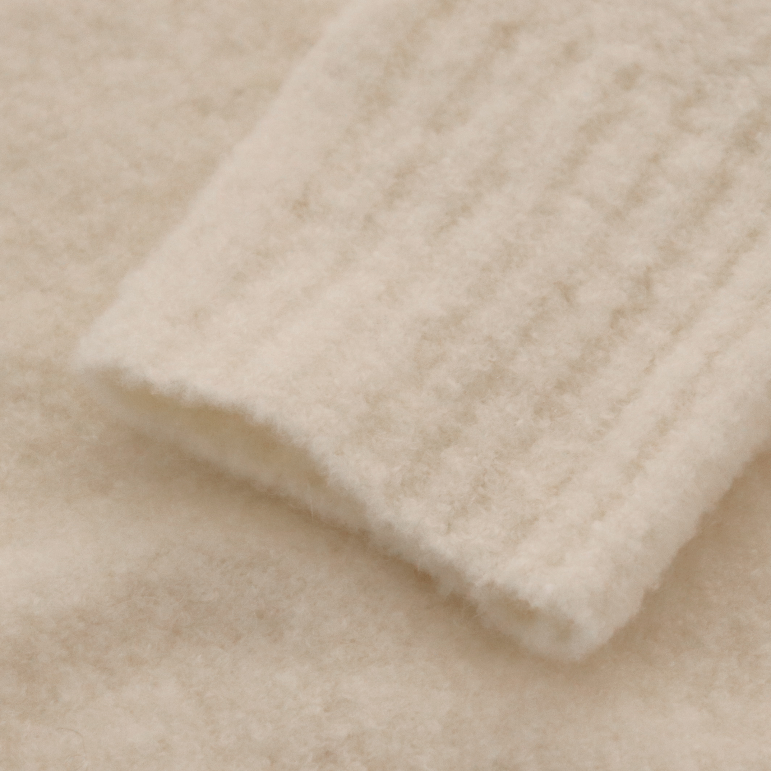 Suéter de punto superior de cuello alto de manga larga beige personalizado de fábrica OEM de Otoño Invierno para mujer