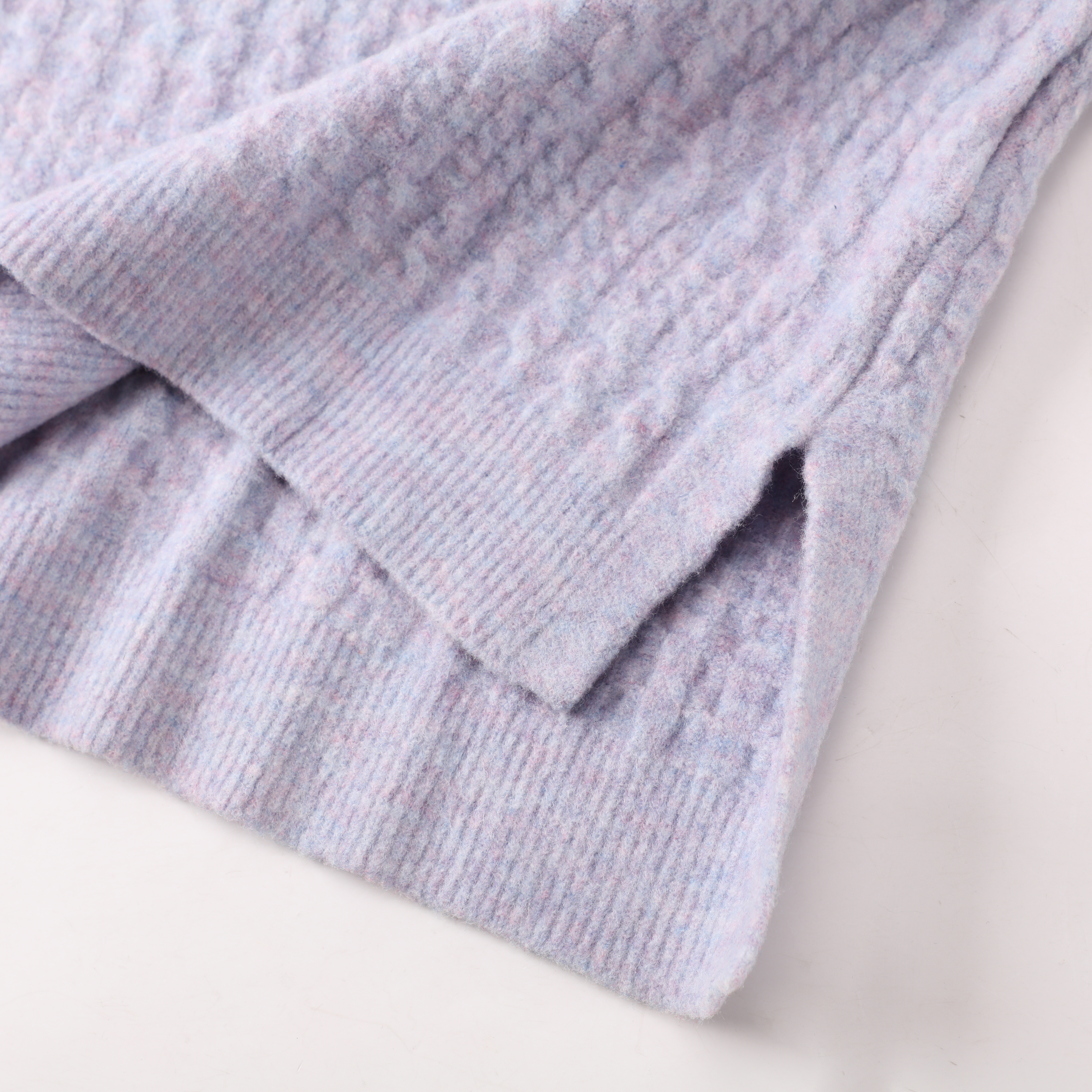 Suéter caliente del punto del jersey de las señoras de las mujeres de la manga larga púrpura clara de encargo del OEM del otoño invierno